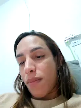 Snapshot of ofjuliaa chatting on February 2026 12:27:01 PM ofjuliaa online show from February 2026 12:27:01 PM