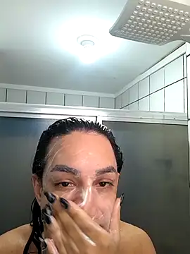ofjuliaa online show from June 2026 04:18:02 PM