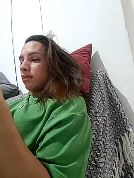 ofjuliaa online show from July 2026 06:10:02 PM