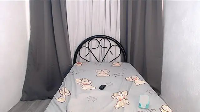 DivineCandy online show from July 2026 04:59:02 AM
