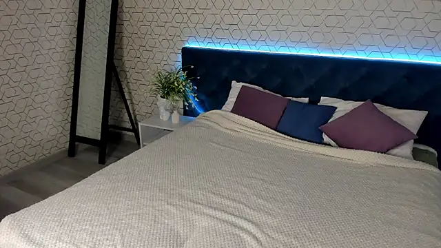 Snapshot of desiree_doll chatting on February 2026 01:11:02 AM desiree doll online show from February 2026 01:11:02 AM