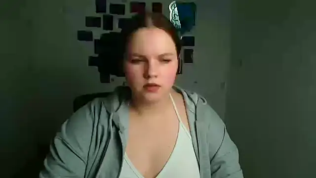 Snapshot of Kitty_Mia_Kitty chatting on January 2026 06:29:01 AM Kitty Mia Kitty online show from January 2026 06:29:01 AM