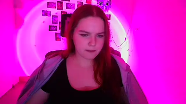 Snapshot of Kitty_Mia_Kitty chatting on February 2026 12:41:02 PM Kitty Mia Kitty online show from February 2026 12:41:02 PM