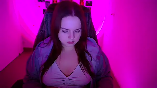 Snapshot of Kitty_Mia_Kitty chatting on February 2026 12:35:01 PM Kitty Mia Kitty online show from February 2026 12:35:01 PM