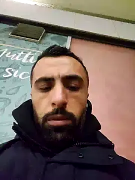 Snapshot of Moh_197 chatting on February 2026 11:31:02 PM Moh 197 online show from February 2026 11:31:02 PM