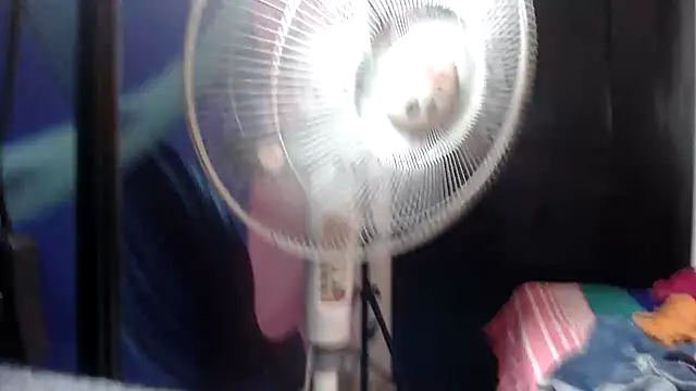 Snapshot of selene_mist chatting on February 2026 02:21:01 PM selene mist online show from February 2026 02:21:01 PM