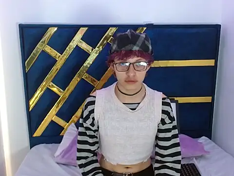 Snapshot of Angel_adrien chatting on January 2026 12:52:01 PM Angel adrien online show from January 2026 12:52:01 PM