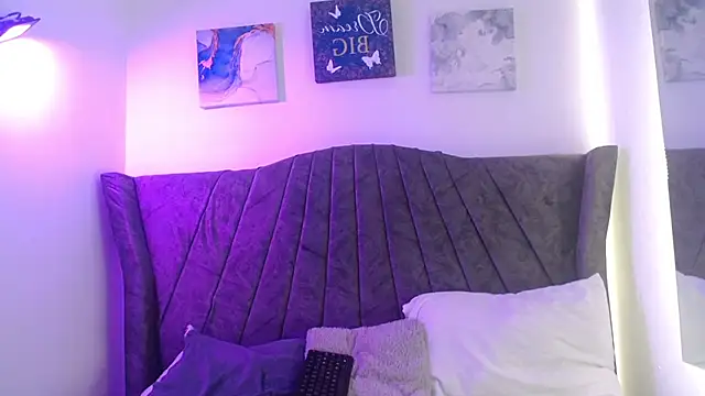 Angel adrien online show from April 2026 12:54:02 PM