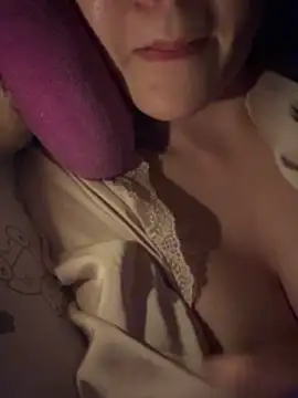 Snapshot of Lol-222 chatting on February 2026 03:32:01 PM Lol-222 online show from February 2026 03:32:01 PM