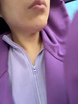 Snapshot of wy2026 chatting on April 2026 11:48:01 PM wy2026 online show from April 2026 11:48:01 PM