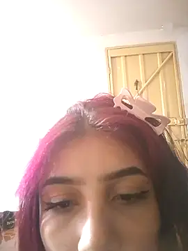 Tamara gomex online show from April 2026 05:32:01 PM