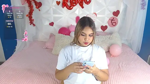 Snapshot of esmeralda_cuisman chatting on February 2026 11:51:01 AM esmeralda cuisman online show from February 2026 11:51:01 AM