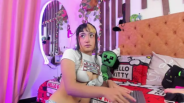 MeowMota  online show from April 2026 06:24:02 PM