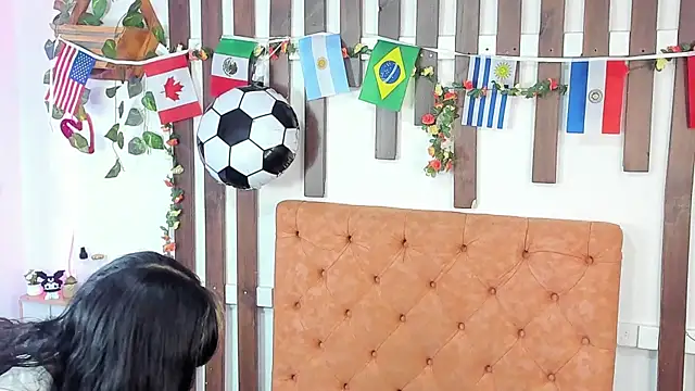 MeowMota  online show from July 2026 06:43:01 PM