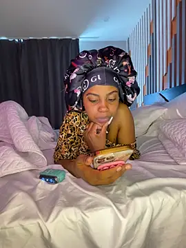 oshun6360 online show from May 2026 02:02:02 PM