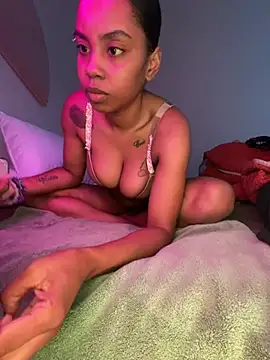 oshun6360 online show from May 2026 06:05:02 PM