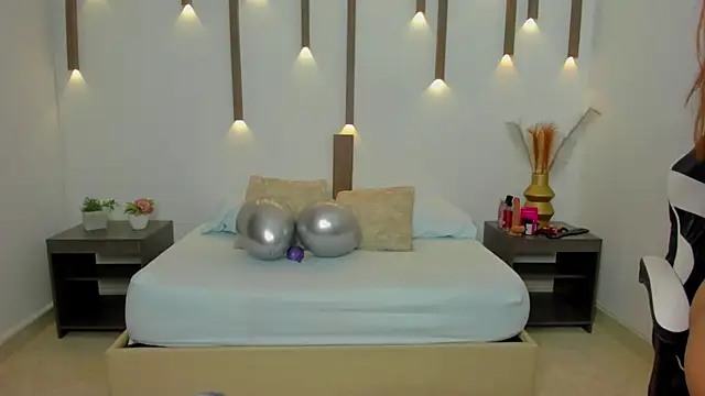 Snapshot of scarlett_rosse_x chatting on February 2026 02:10:01 AM scarlett rosse x online show from February 2026 02:10:01 AM