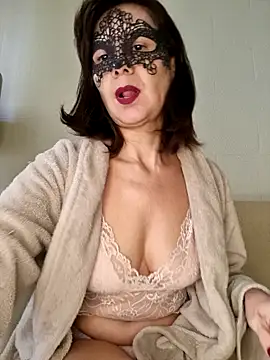 Snapshot of larizinha2026 chatting on May 2026 04:57:01 PM larizinha2026 online show from May 2026 04:57:01 PM