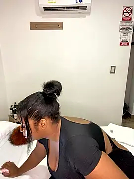 NataliaMillers online show from January 2026 12:33:02 PM