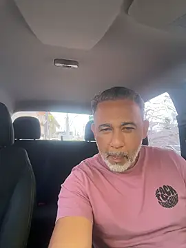 Snapshot of fabbronxer chatting on January 2026 02:11:02 PM fabbronxer online show from January 2026 02:11:02 PM