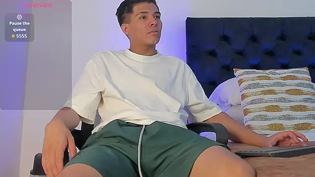 Snapshot of Marcus_Moreno chatting on February 2026 07:10:02 PM Marcus Moreno online show from February 2026 07:10:02 PM