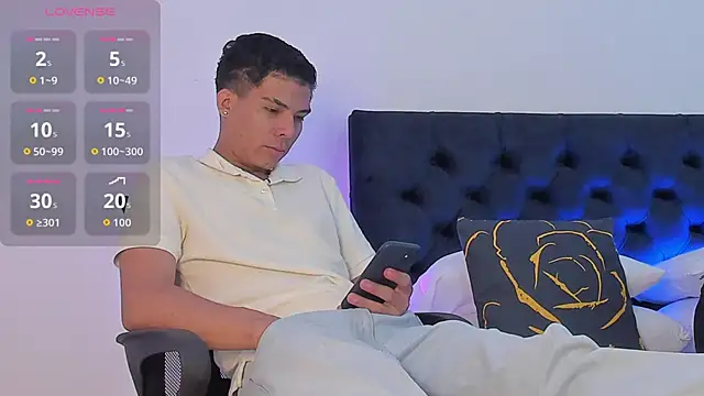 Snapshot of Marcus_Moreno chatting on February 2026 07:43:01 PM Marcus Moreno online show from February 2026 07:43:01 PM