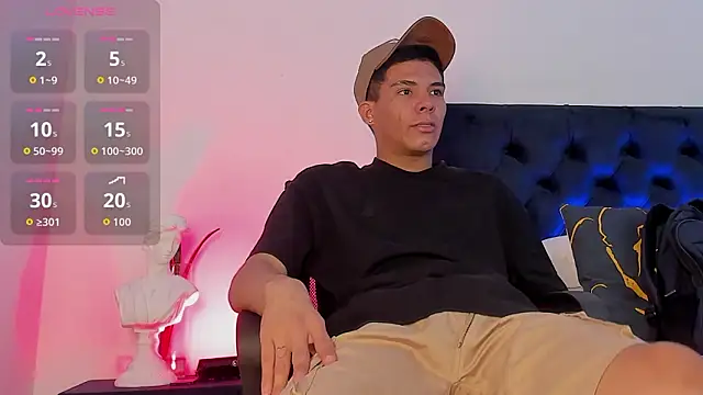 Snapshot of Marcus_Moreno chatting on February 2026 09:54:01 PM Marcus Moreno online show from February 2026 09:54:01 PM