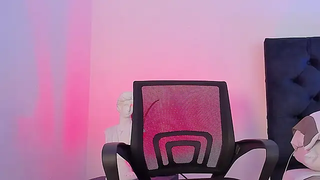 Snapshot of Marcus_Moreno chatting on February 2026 08:53:01 PM Marcus Moreno online show from February 2026 08:53:01 PM