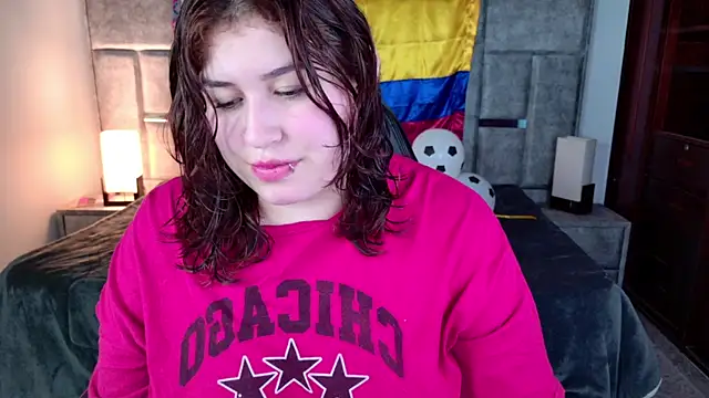 azul veraa online show from July 2026 12:22:02 PM
