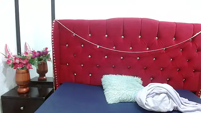 Snapshot of sofiaspring chatting on May 2026 05:07:02 PM sofiaspring online show from May 2026 05:07:02 PM