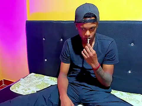 Snapshot of aunstin_mohamme chatting on January 2026 05:02:02 AM aunstin mohamme online show from January 2026 05:02:02 AM