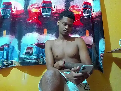 Snapshot of aunstin_mohamme chatting on February 2026 04:44:01 PM aunstin mohamme online show from February 2026 04:44:01 PM