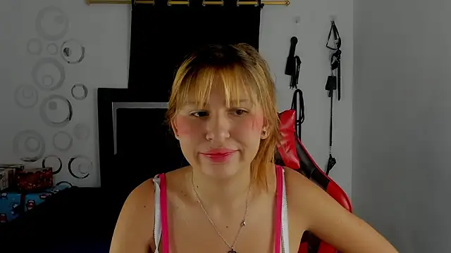 Snapshot of Bella_Blanca chatting on January 2026 12:09:02 PM Bella Blanca online show from January 2026 12:09:02 PM