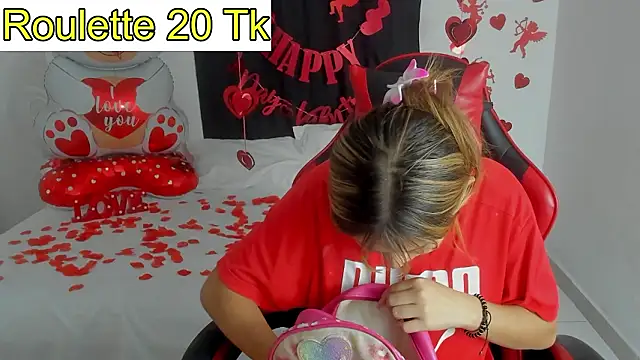 Snapshot of Bella_Blanca chatting on February 2026 12:24:01 PM Bella Blanca online show from February 2026 12:24:01 PM