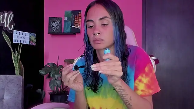 azula lillet online show from April 2026 08:55:01 PM