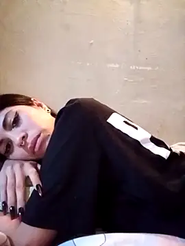 Snapshot of Chiquitoperopeligroso4 chatting on February 2026 04:31:02 AM Chiquitoperopeligroso4 online show from February 2026 04:31:02 AM