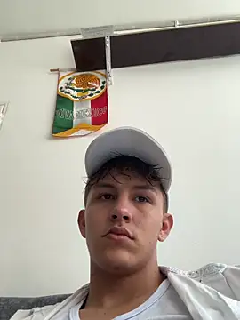 Snapshot of johnny_blake_ chatting on February 2026 02:58:02 PM johnny blake online show from February 2026 02:58:02 PM