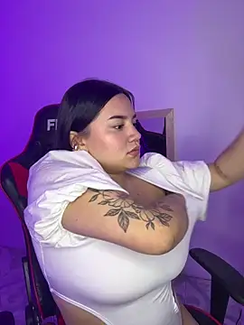 Snapshot of abby_gonzales chatting on March 2026 06:17:02 AM abby gonzales online show from March 2026 06:17:02 AM