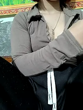 Snapshot of -LunaLust chatting on February 2026 06:08:02 AM -LunaLust online show from February 2026 06:08:02 AM