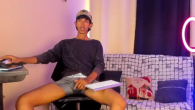 neitan miller  online show from April 2026 01:59:01 PM
