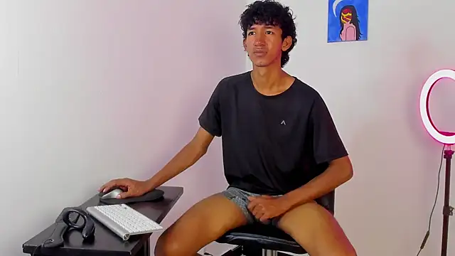 neitan miller  online show from May 2026 06:42:02 AM