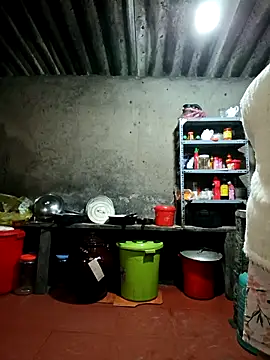 Snapshot of yu--yo chatting on February 2026 01:07:02 AM yu--yo online show from February 2026 01:07:02 AM