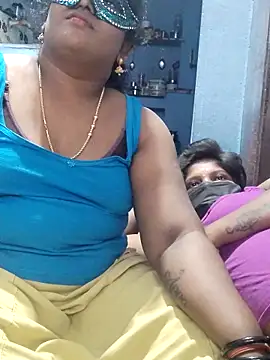 Snapshot of divyasree1431 chatting on January 2026 07:11:01 PM divyasree1431 online show from January 2026 07:11:01 PM