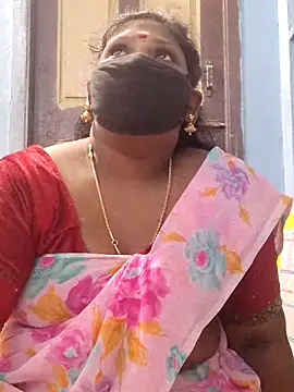 Snapshot of divyasree1431 chatting on February 2026 05:45:01 AM divyasree1431 online show from February 2026 05:45:01 AM