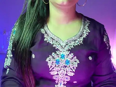 Snapshot of CutieVibe01 chatting on February 2026 06:15:02 PM CutieVibe01 online show from February 2026 06:15:02 PM