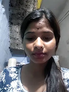 Nirasha cute online show from February 2026 06:59:01 PM