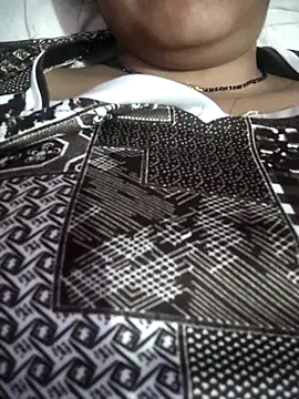 Nilam cute online show from May 2026 04:23:01 PM