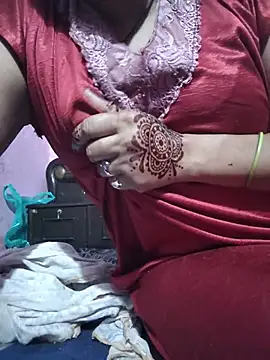 Nilam cute online show from May 2026 06:48:02 PM