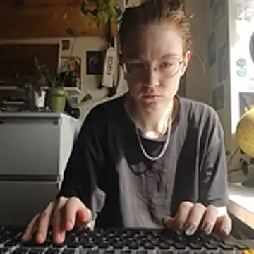 Shy Bamby online show from May 2026 09:26:02 AM