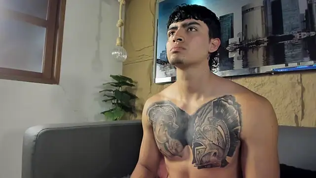 Snapshot of elliot_colton chatting on February 2026 08:25:02 PM elliot colton online show from February 2026 08:25:02 PM